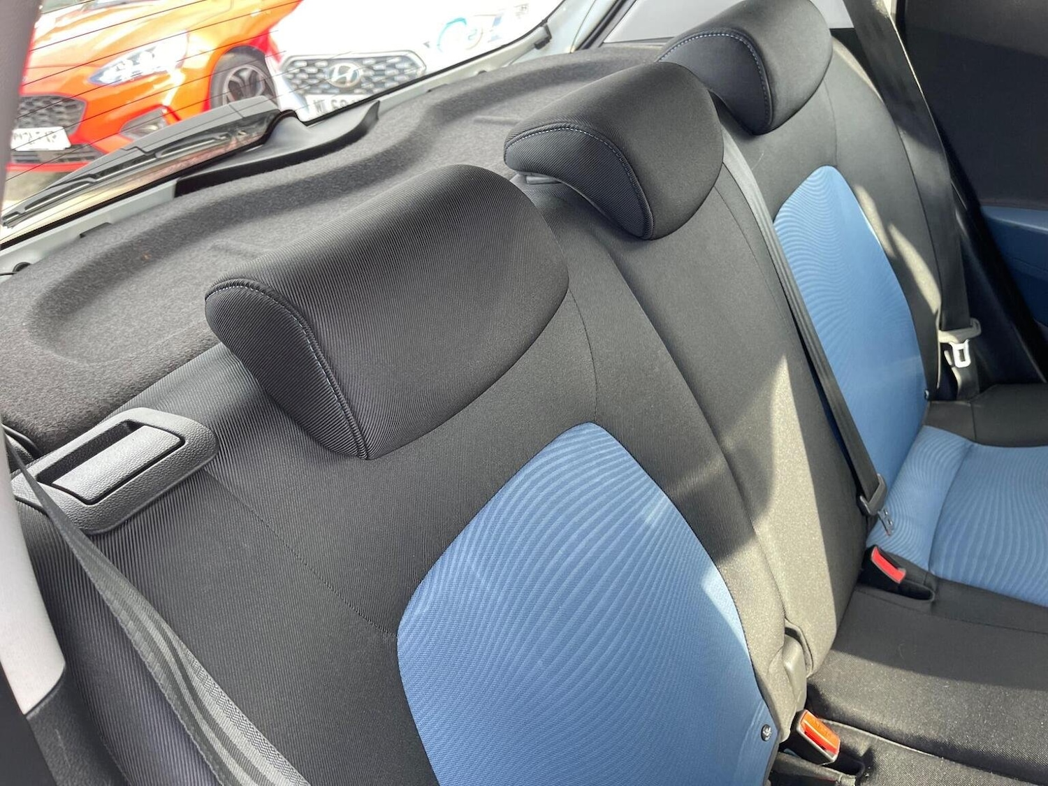 Used Hyundai i10 2015 for sale - 76713047: Photo 18