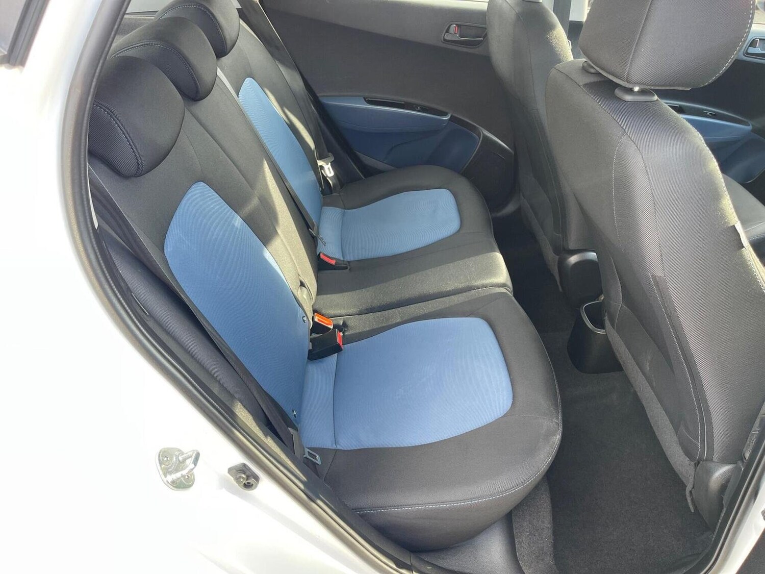 Used Hyundai i10 2015 for sale - 76713047: Photo 19