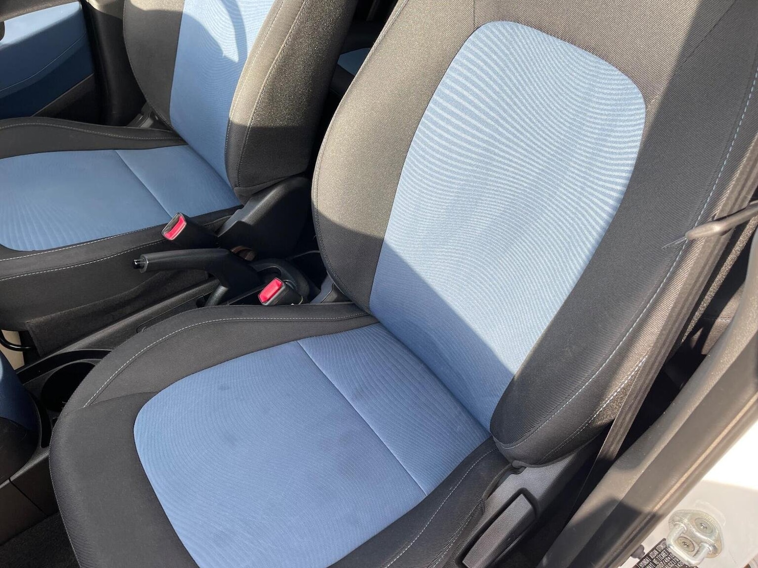 Used Hyundai i10 2015 for sale - 76713047: Photo 20