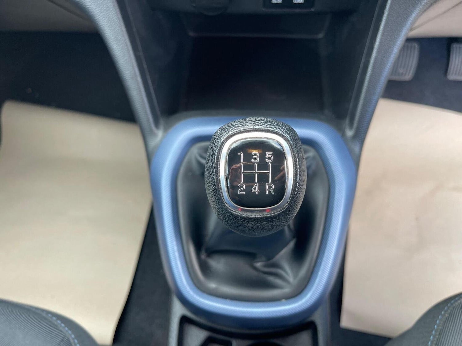 Used Hyundai i10 2015 for sale - 76713047: Photo 35