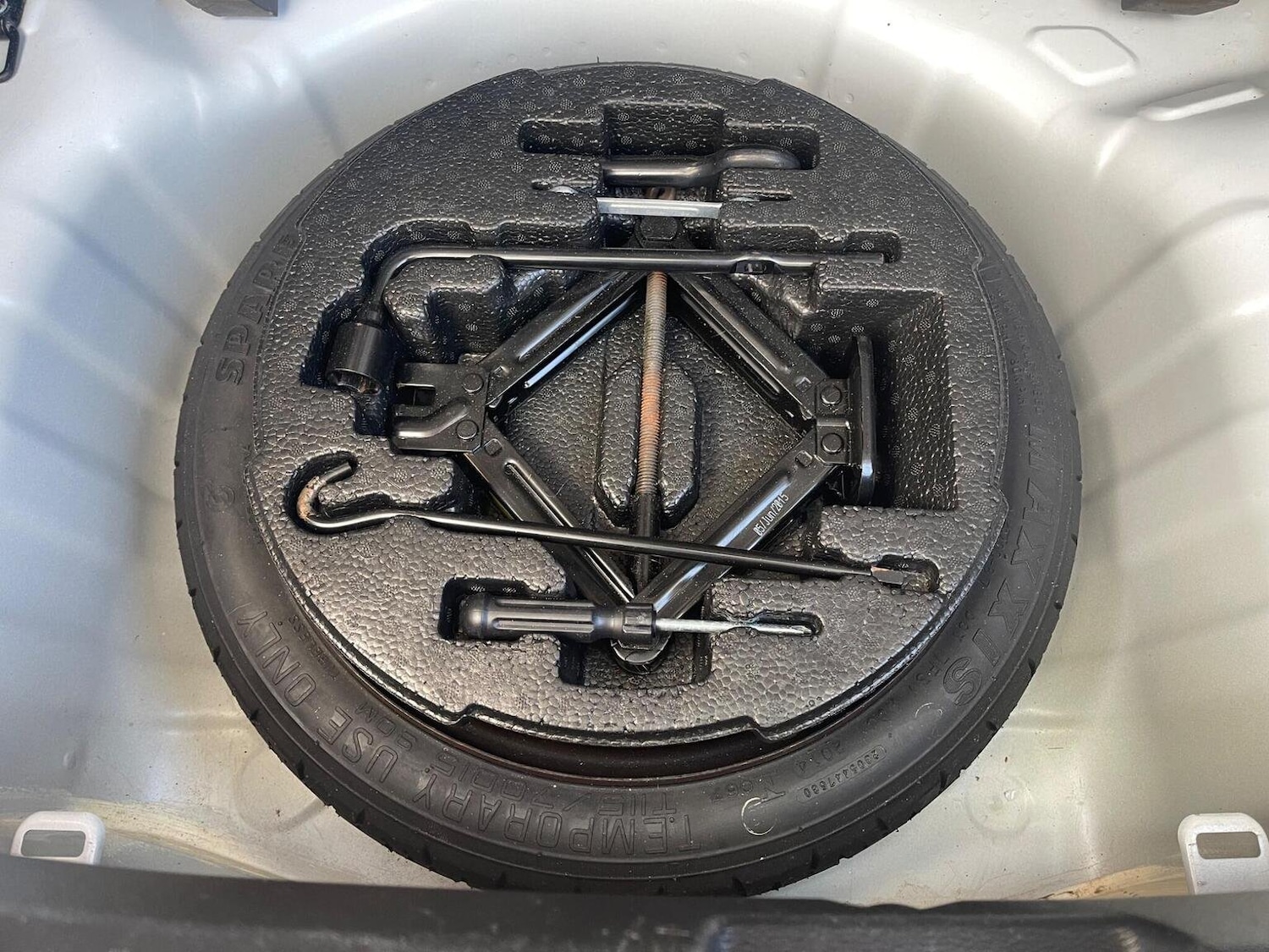 Used Hyundai i10 2015 for sale - 76713047: Photo 9