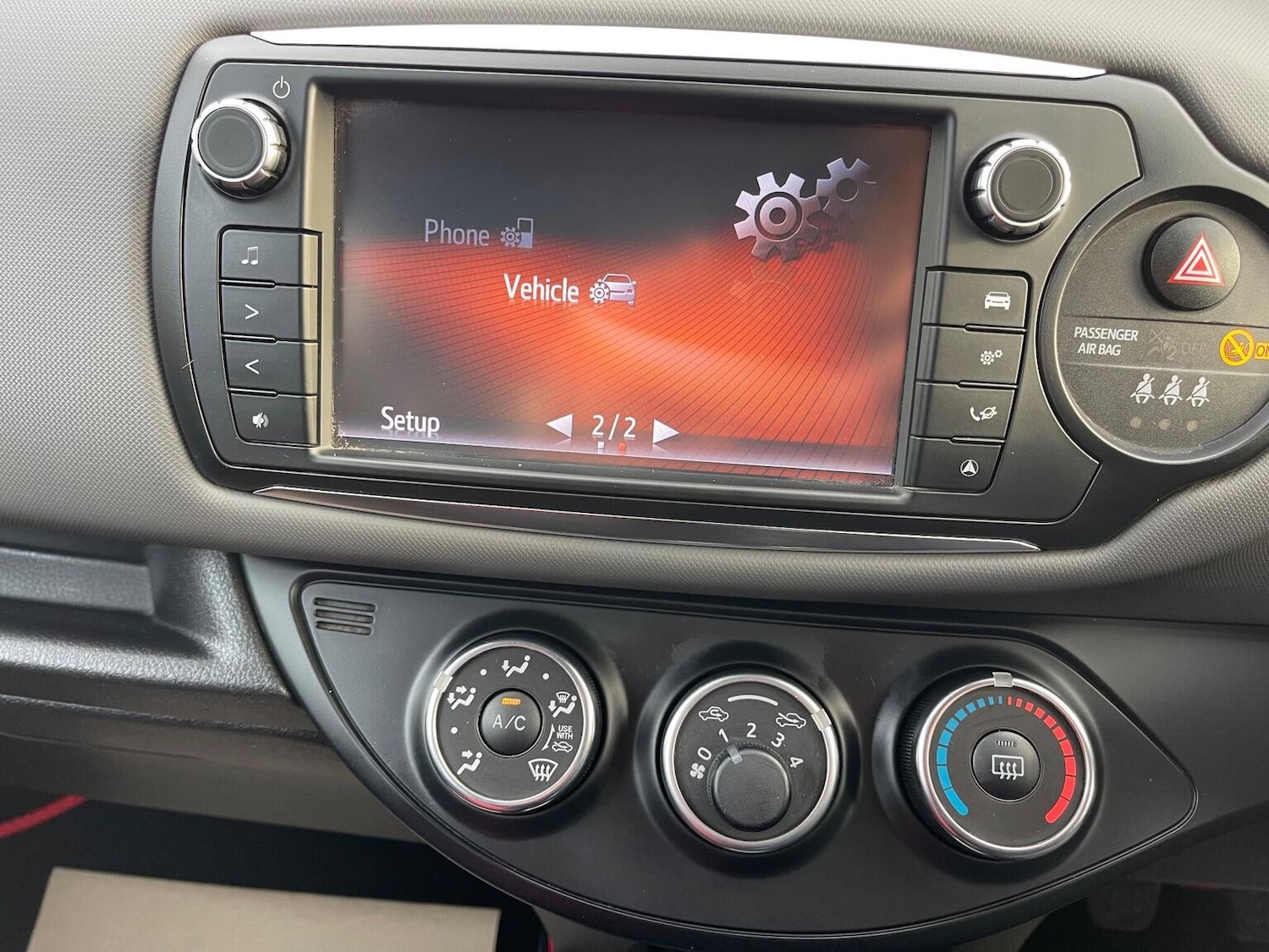 Used Toyota Yaris 2015 for sale - 76712545: Photo 36