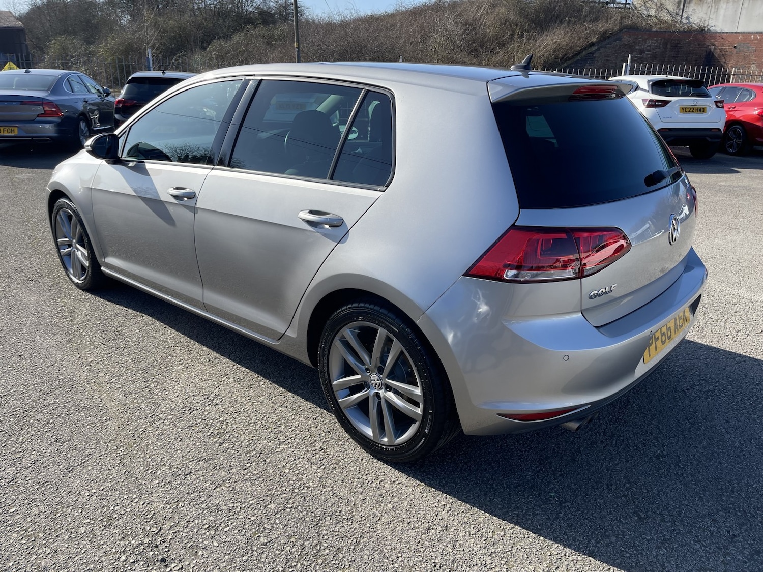 Used Volkswagen Golf 2016 for sale - 77749798: Photo 3