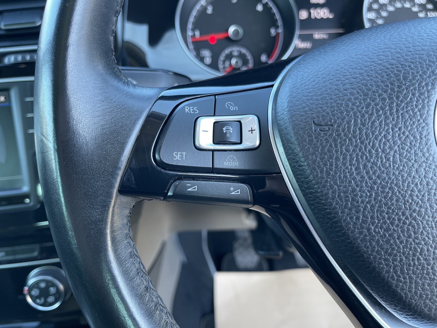 Used Volkswagen Golf 2016 for sale - 77749798: Photo 37