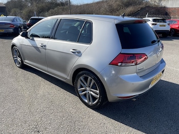 Used Volkswagen Golf 2016 for sale - 77749798: Photo