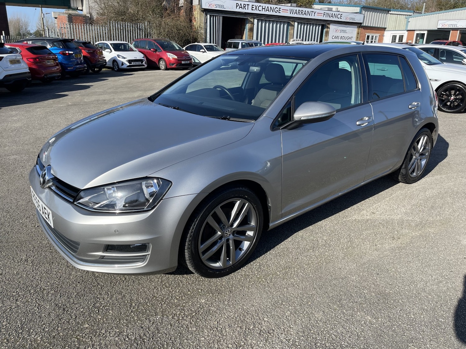 Used Volkswagen Golf 2016 for sale - 77749798: Photo 4