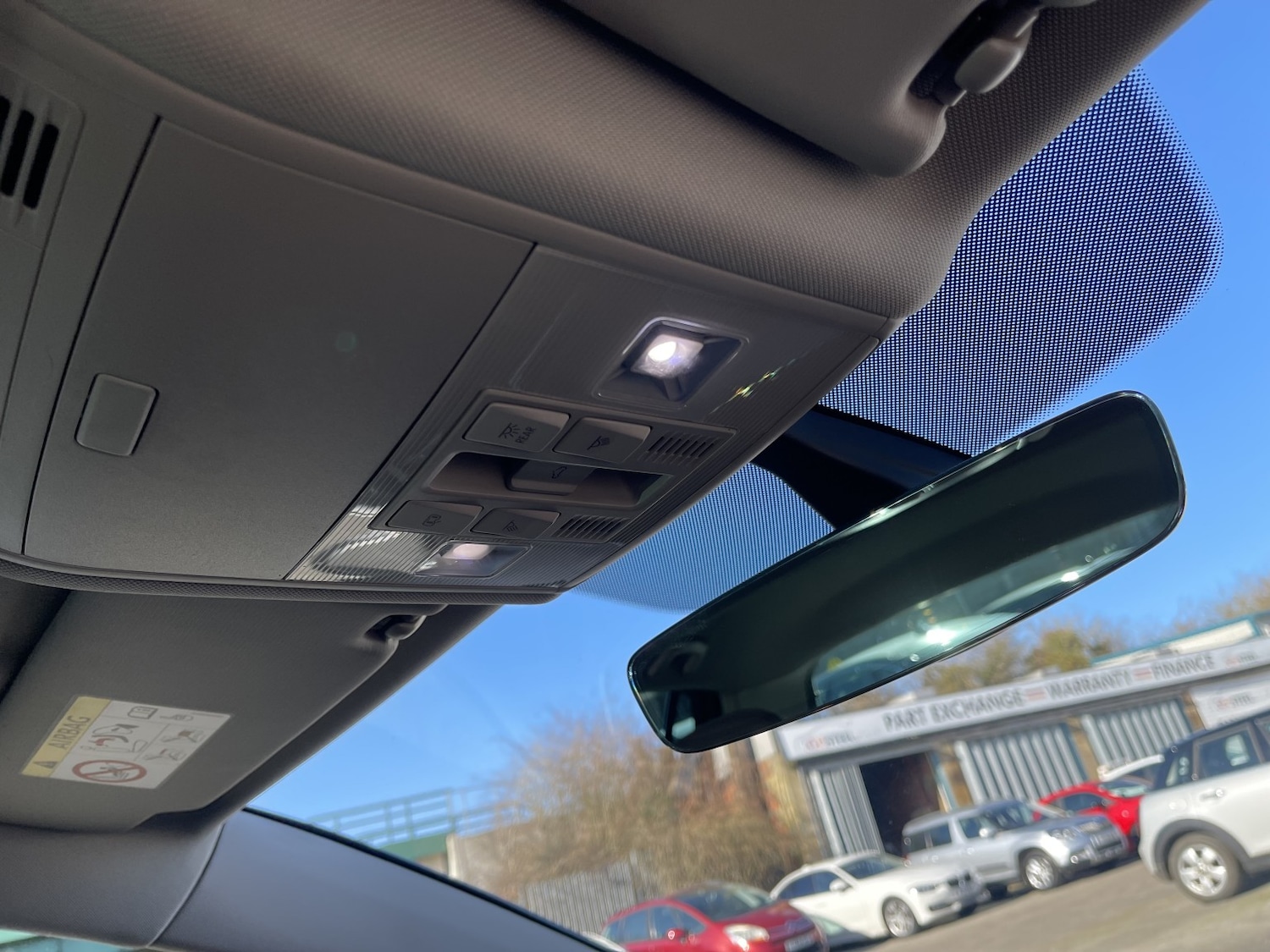 Used Volkswagen Golf 2016 for sale - 77749798: Photo 47