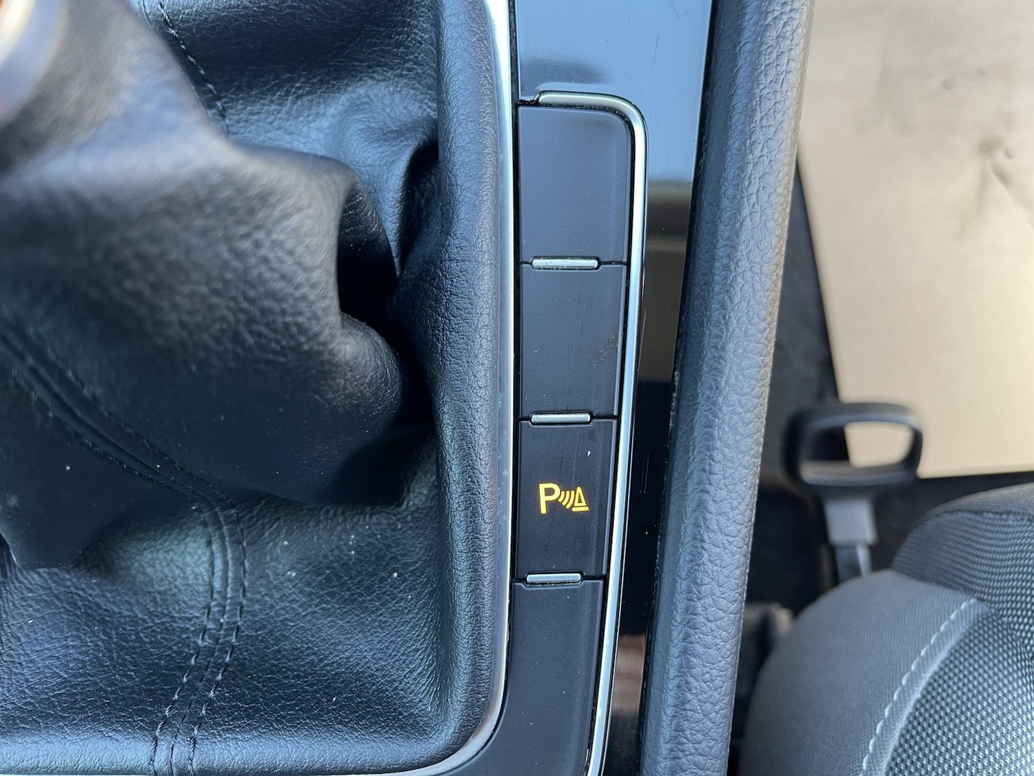 Used Volkswagen Golf 2016 for sale - 77749798: Photo 49