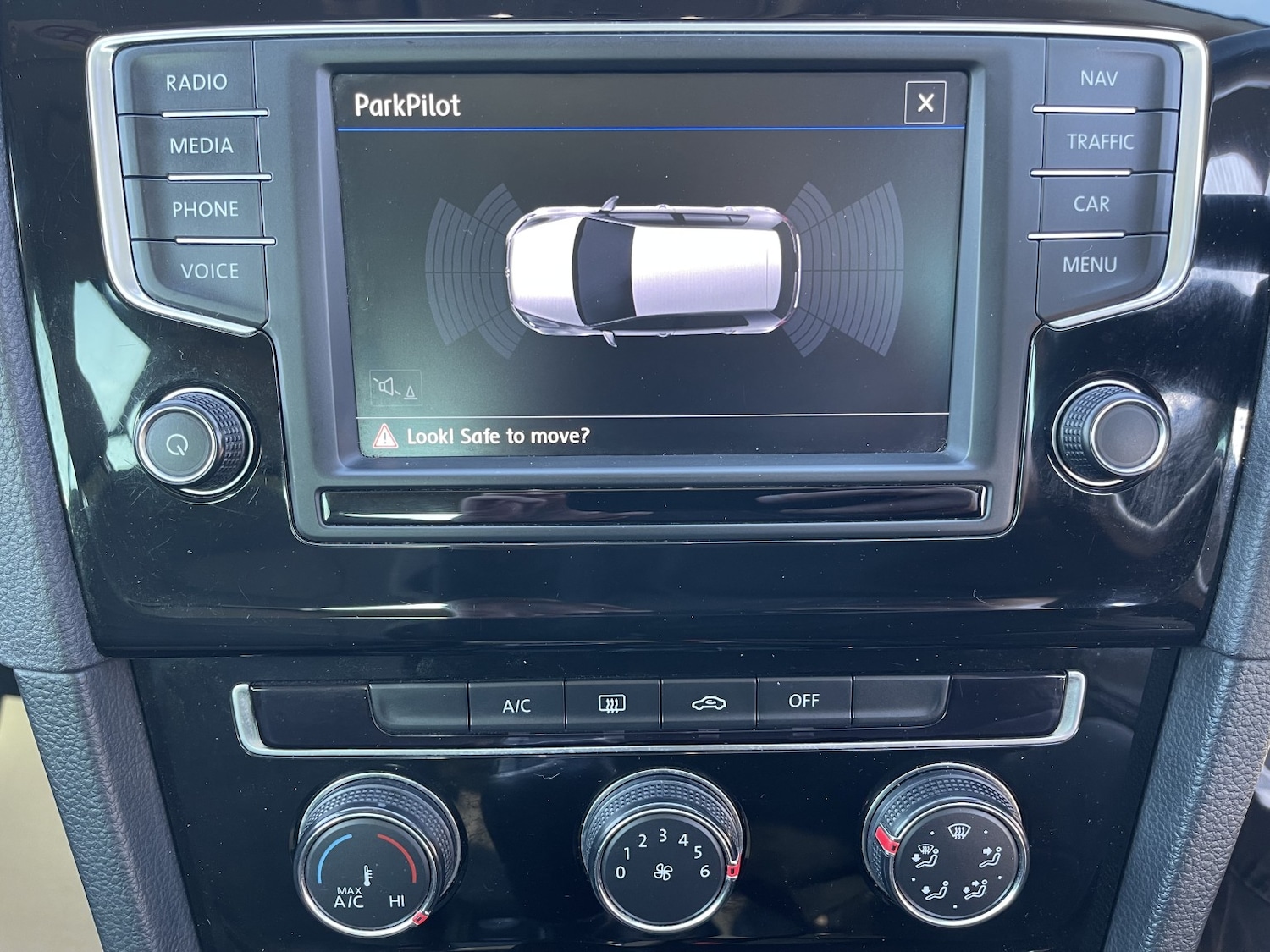 Used Volkswagen Golf 2016 for sale - 77749798: Photo 51