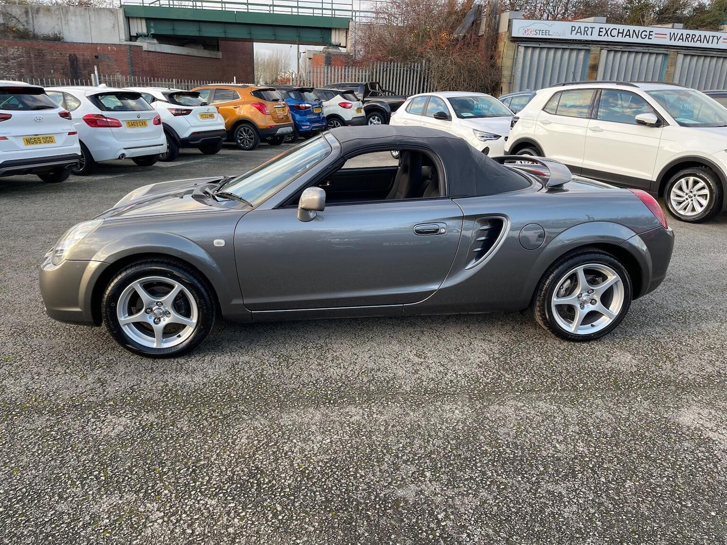 Used Toyota MR2 2004 for sale - 76911062: Photo 10
