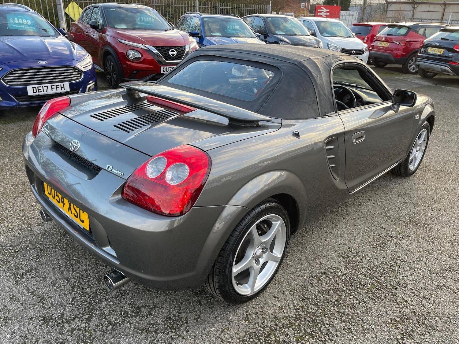 Used Toyota MR2 2004 for sale - 76911062: Photo 16