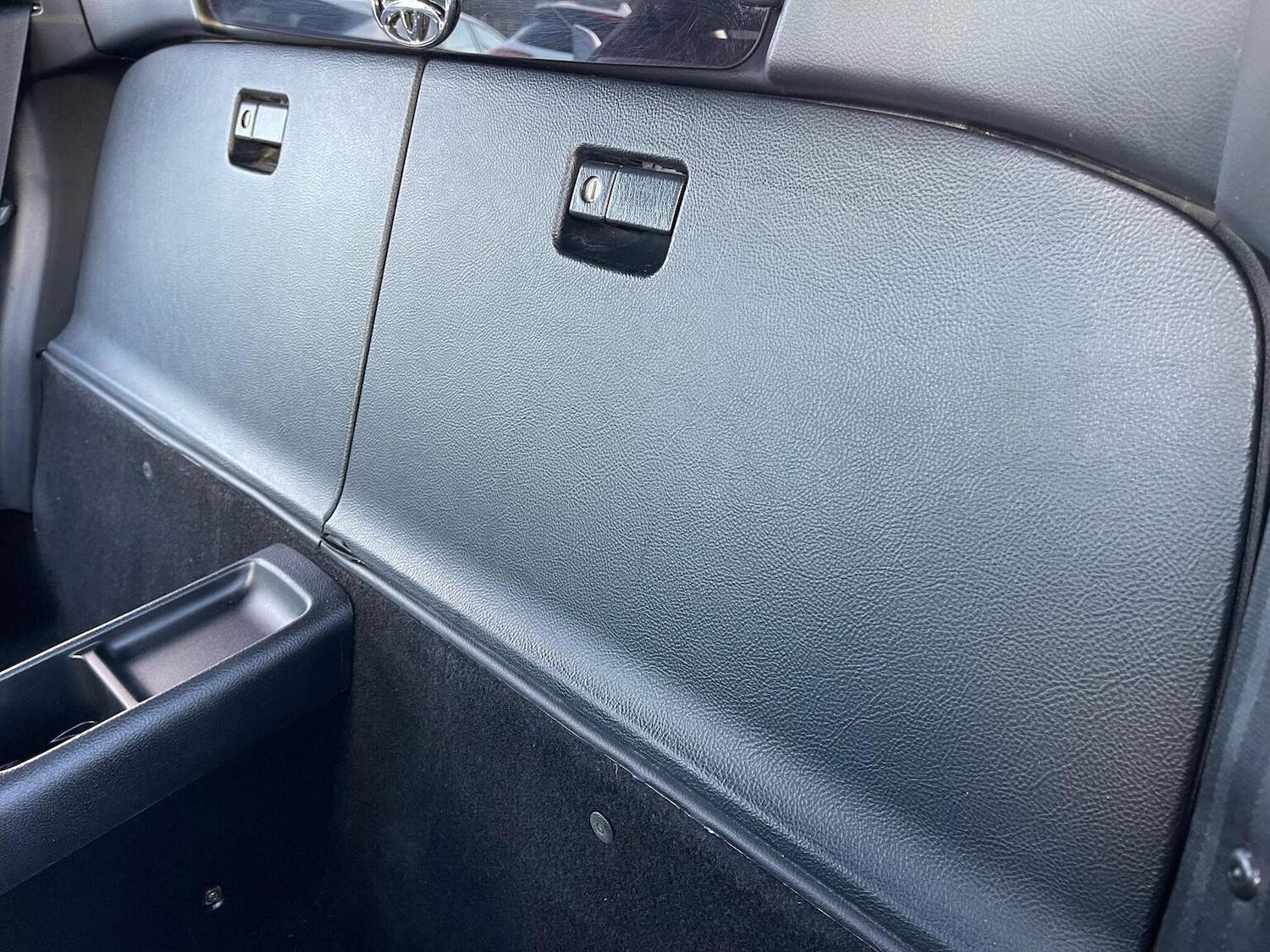 Used Toyota MR2 2004 for sale - 76911062: Photo 25