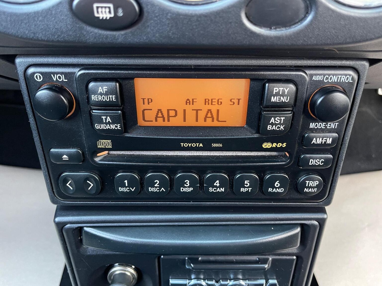 Used Toyota MR2 2004 for sale - 76911062: Photo 33