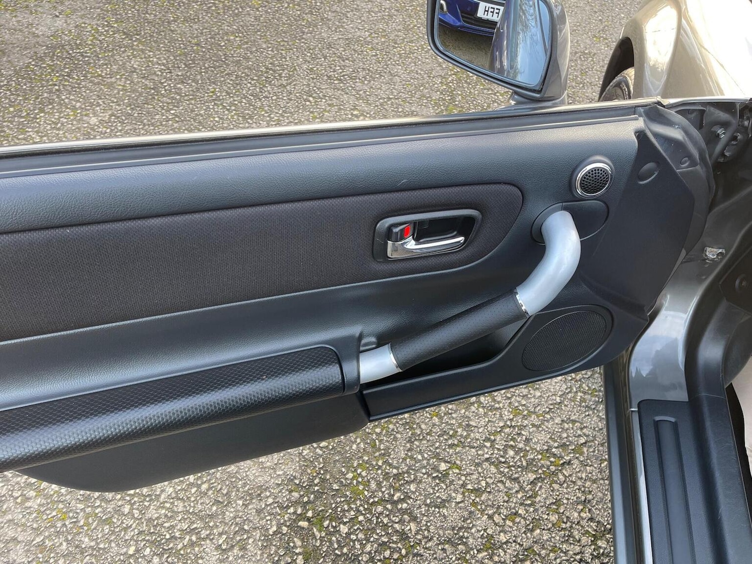 Used Toyota MR2 2004 for sale - 76911062: Photo 43