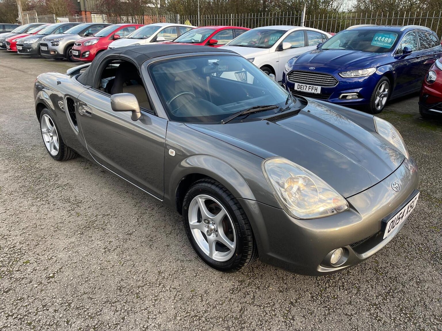 Used Toyota MR2 2004 for sale - 76911062: Photo 5