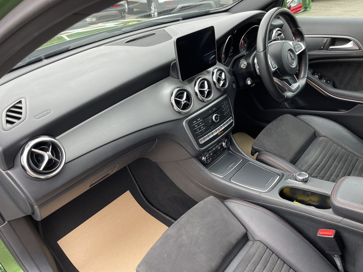 Used Mercedes-Benz GLA 2017 for sale - 77851278: Photo 24