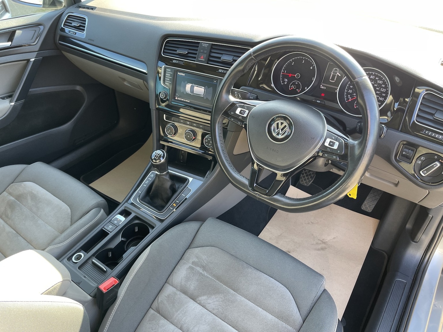 Used Volkswagen Golf 2016 for sale - 78201977: Photo 16