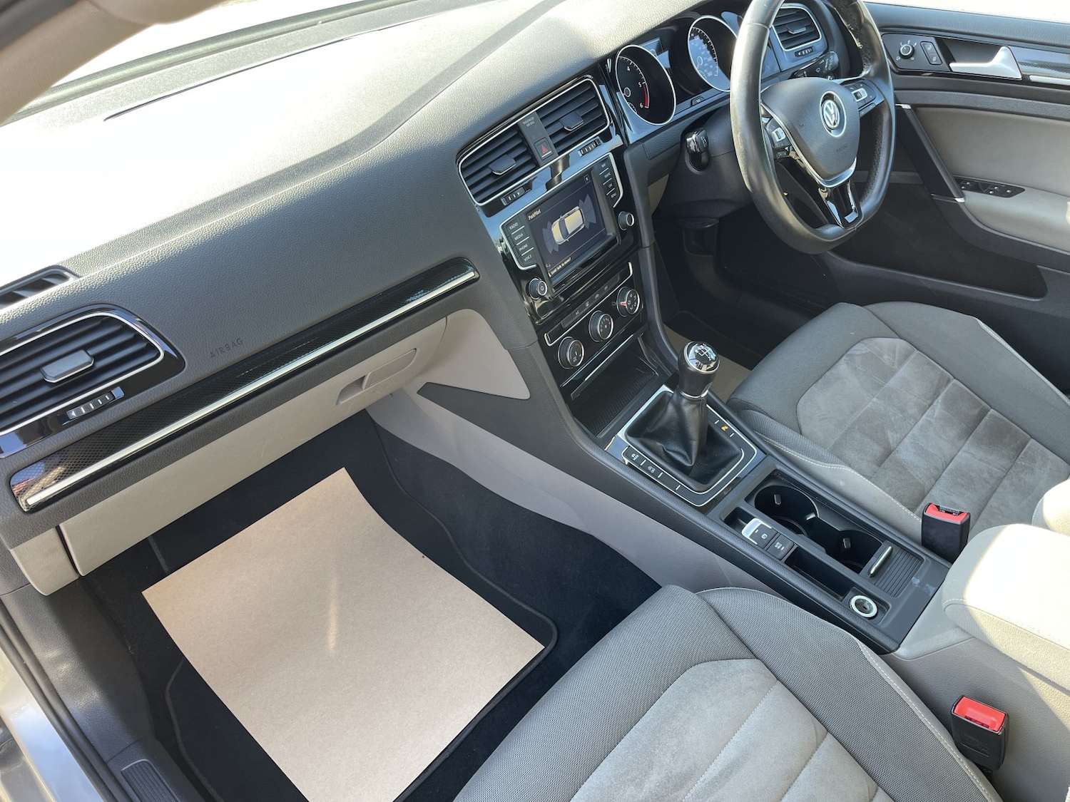 Used Volkswagen Golf 2016 for sale - 78201977: Photo 24