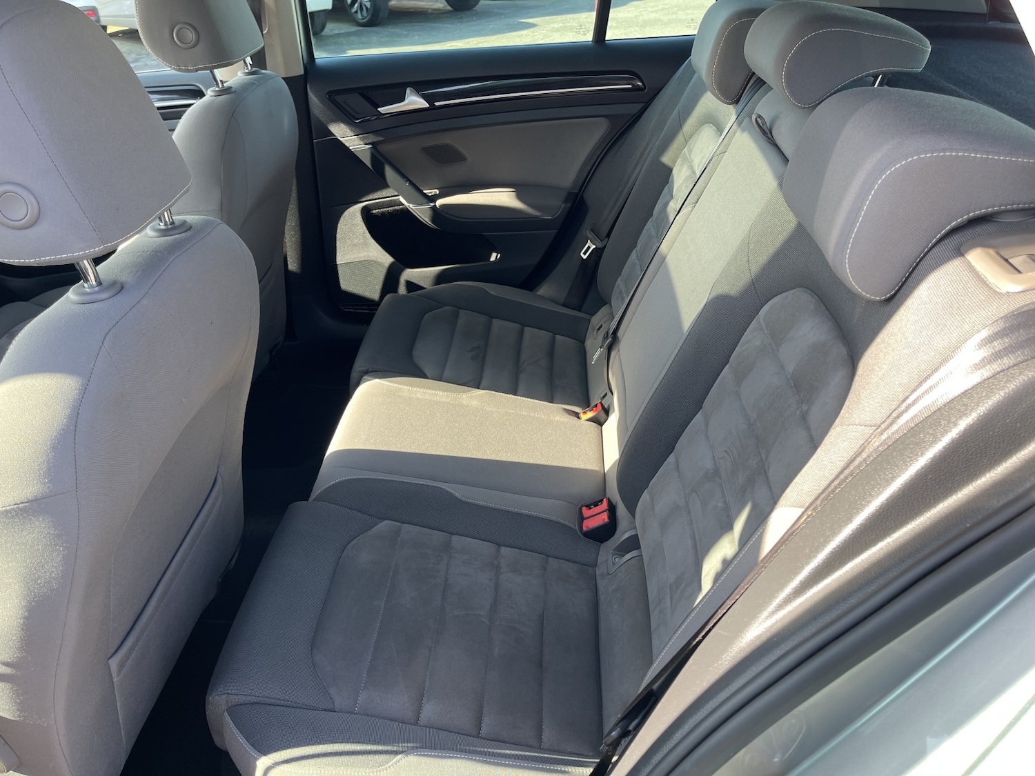 Used Volkswagen Golf 2016 for sale - 78201977: Photo 34