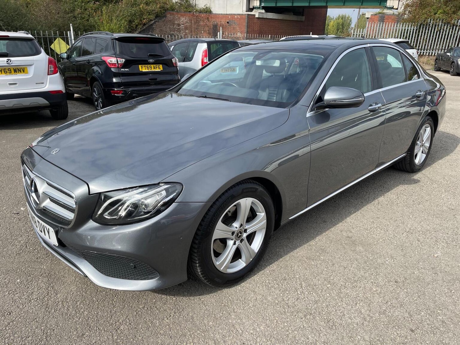 Used Mercedes-Benz E Class 2018 for sale - 76712946: Photo 2
