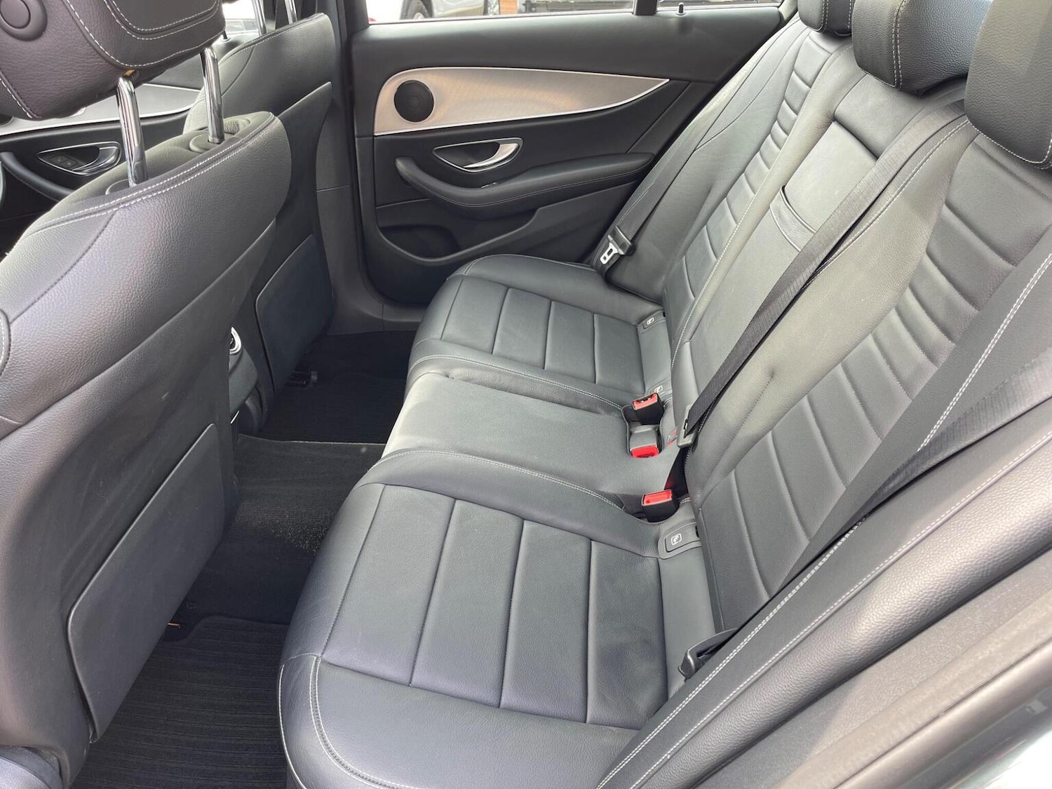 Used Mercedes-Benz E Class 2018 for sale - 76712946: Photo 34