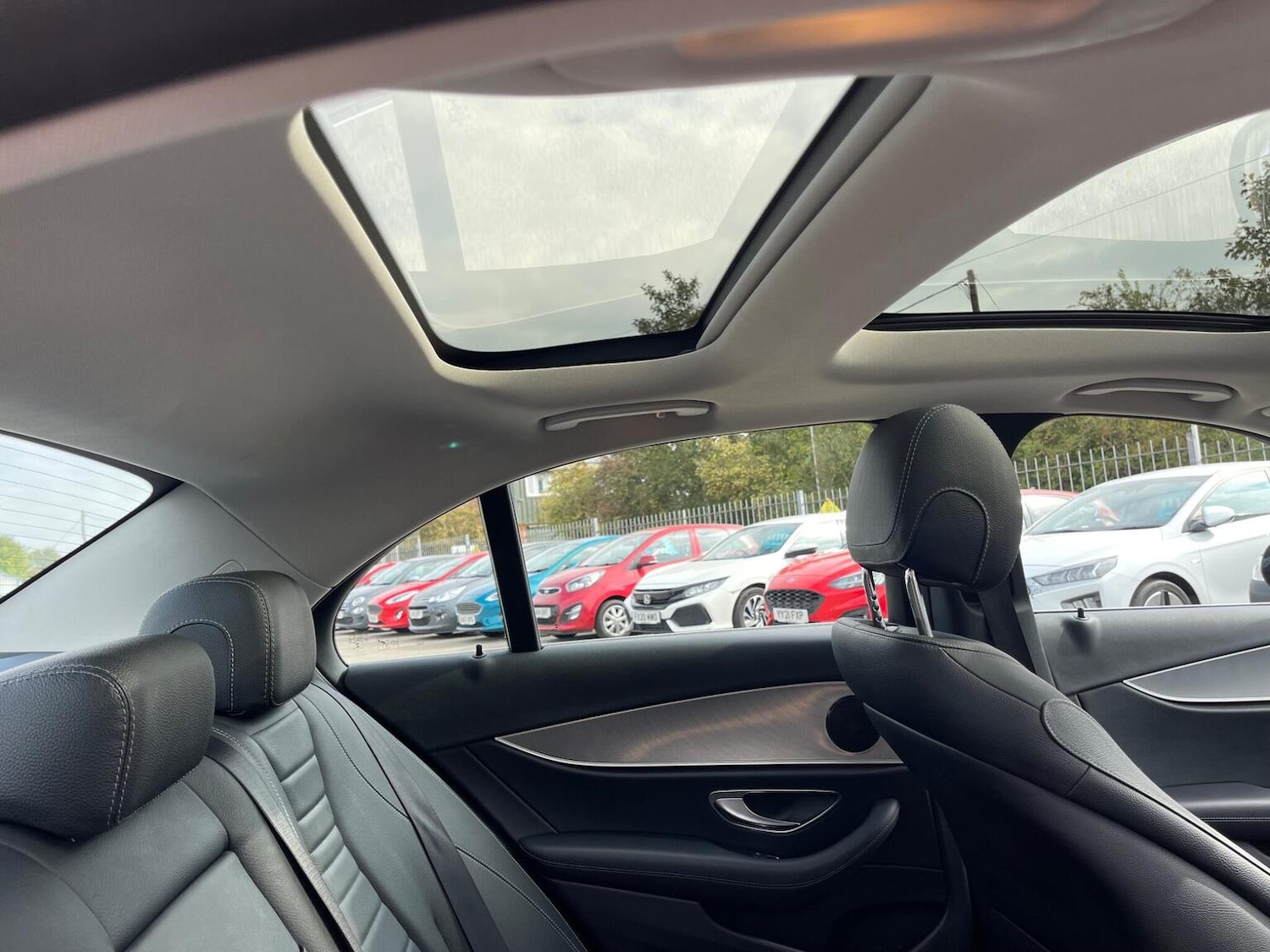 Used Mercedes-Benz E Class 2018 for sale - 76712946: Photo 37