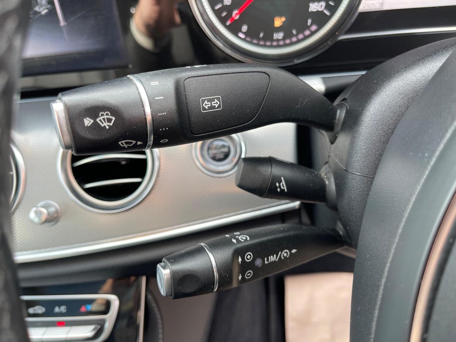 Used Mercedes-Benz E Class 2018 for sale - 76712946: Photo 39