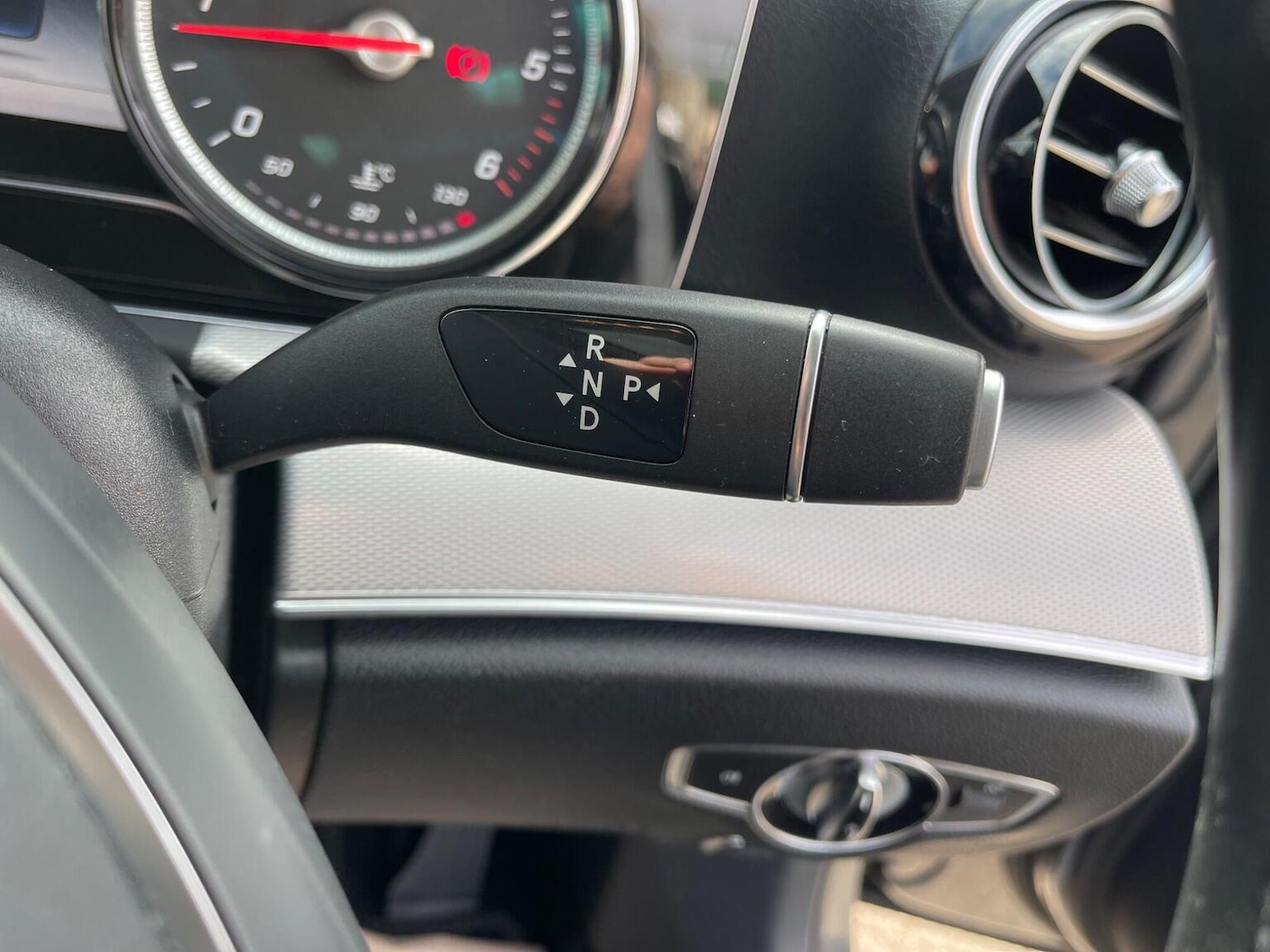 Used Mercedes-Benz E Class 2018 for sale - 76712946: Photo 44