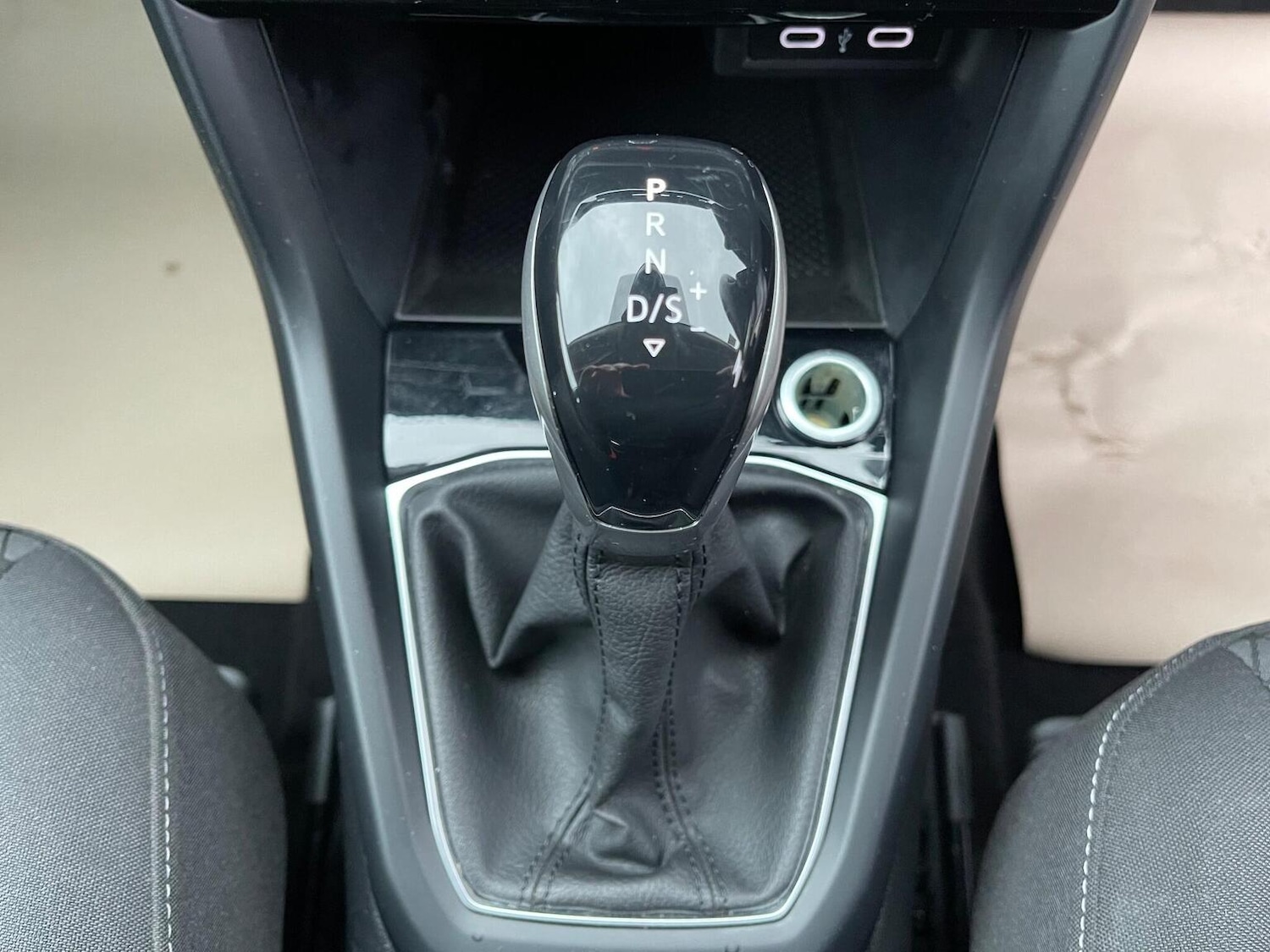 Used Volkswagen T-Cross 2022 for sale - 76884877: Photo 12