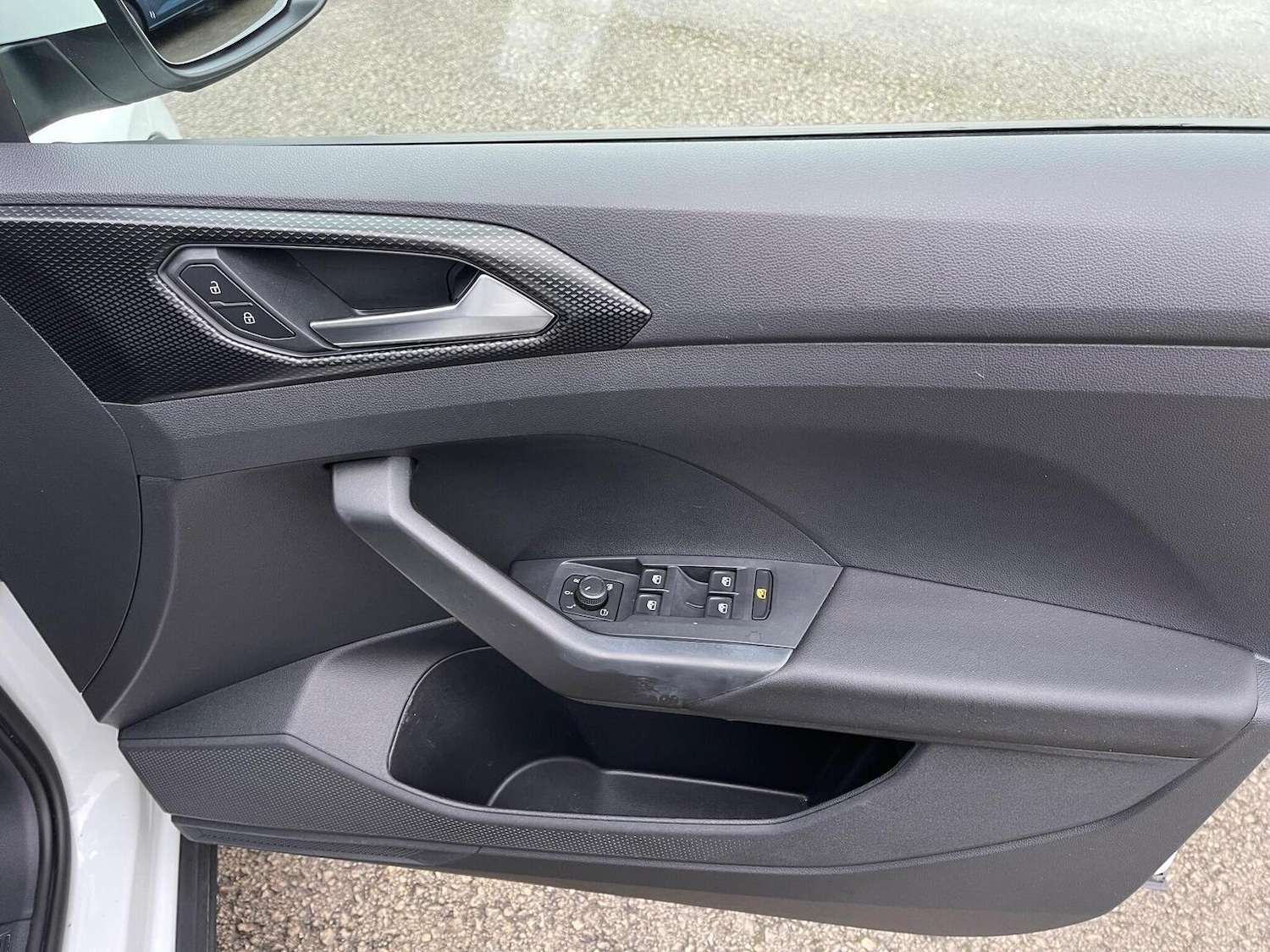 Used Volkswagen T-Cross 2022 for sale - 76884877: Photo 28