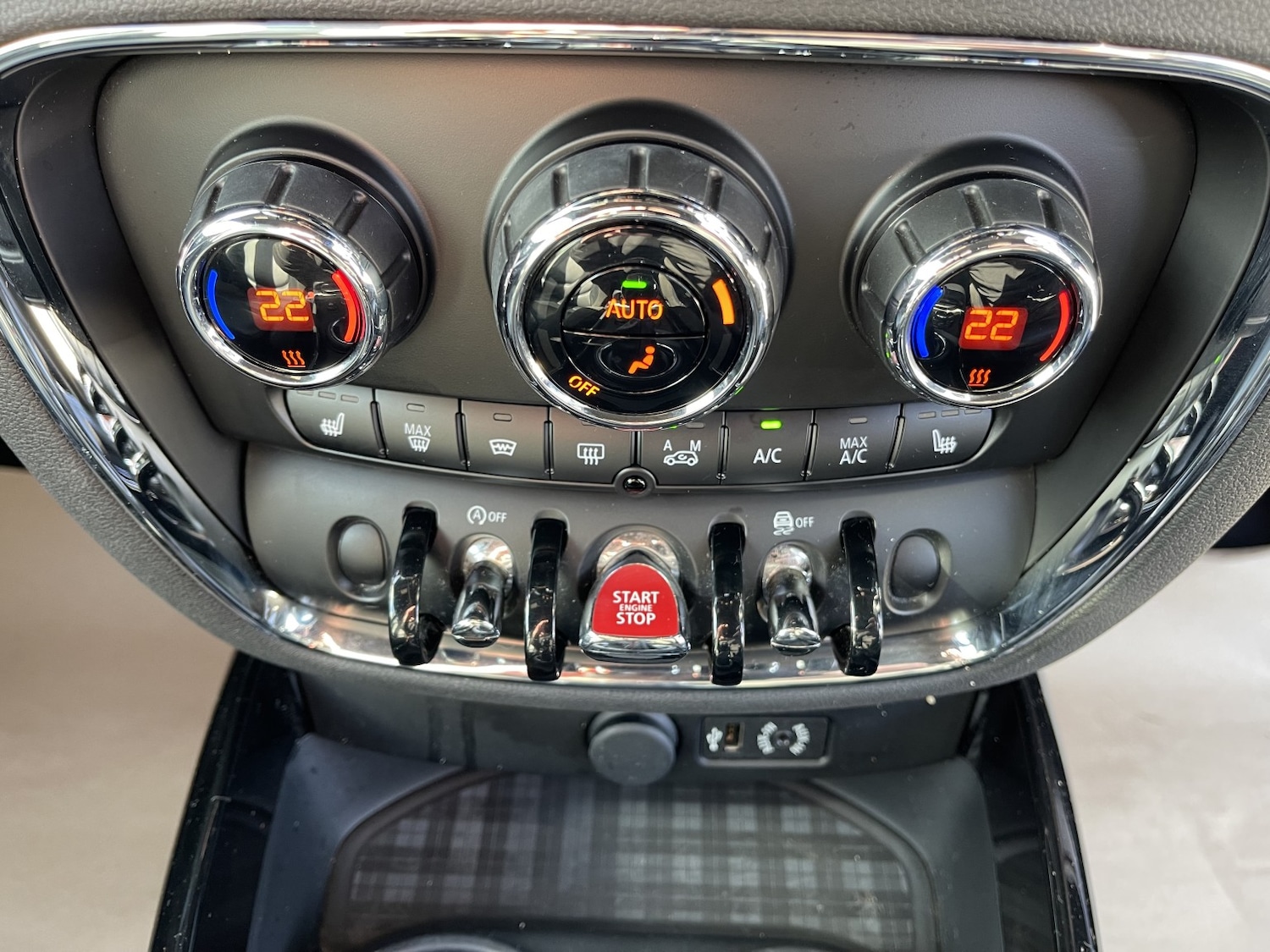 Used MINI Clubman 2015 for sale - 78056992: Photo 41