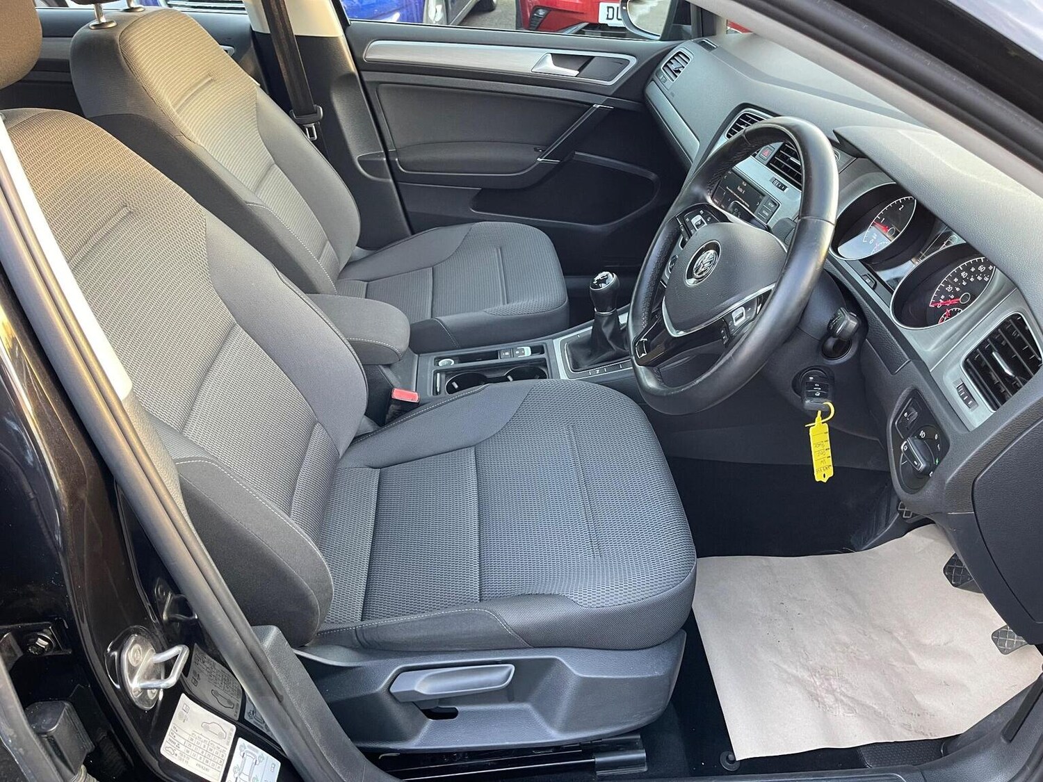 Used Volkswagen Golf 2015 for sale - 76712993: Photo 14