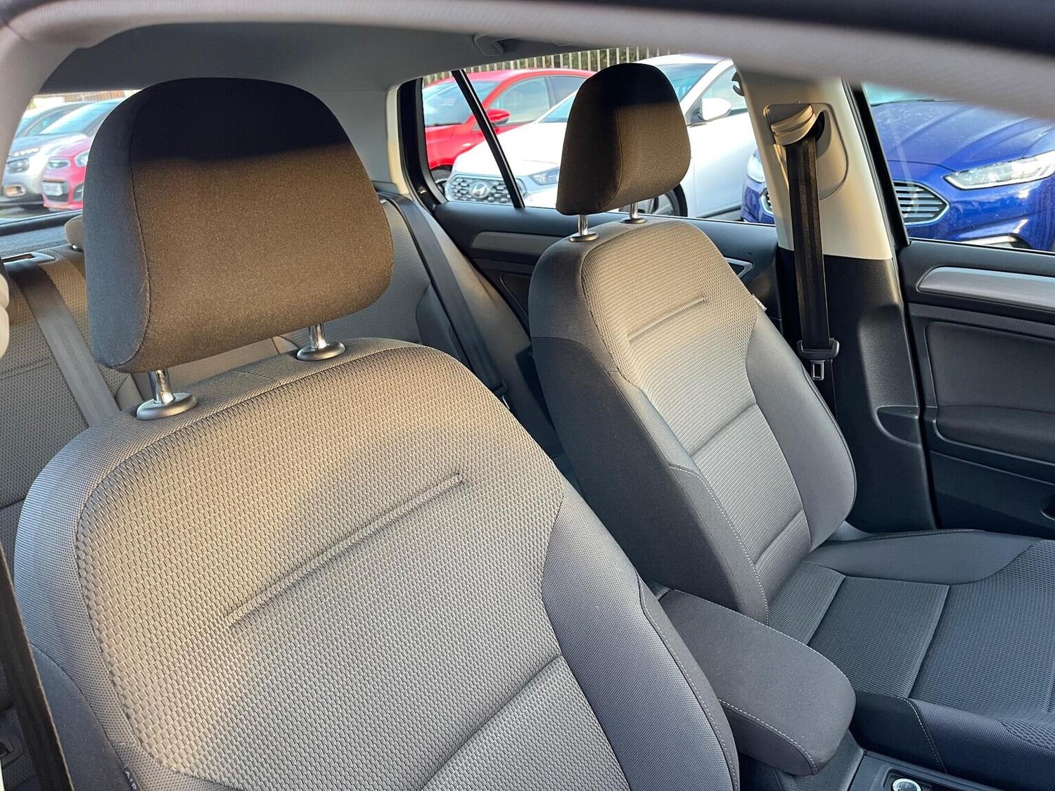 Used Volkswagen Golf 2015 for sale - 76712993: Photo 16