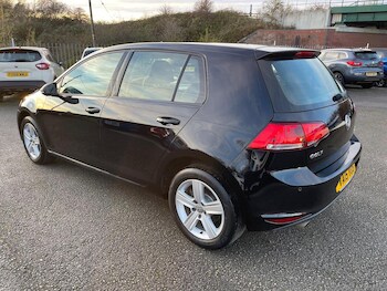 Used Volkswagen Golf 2015 for sale - 76712993: Photo