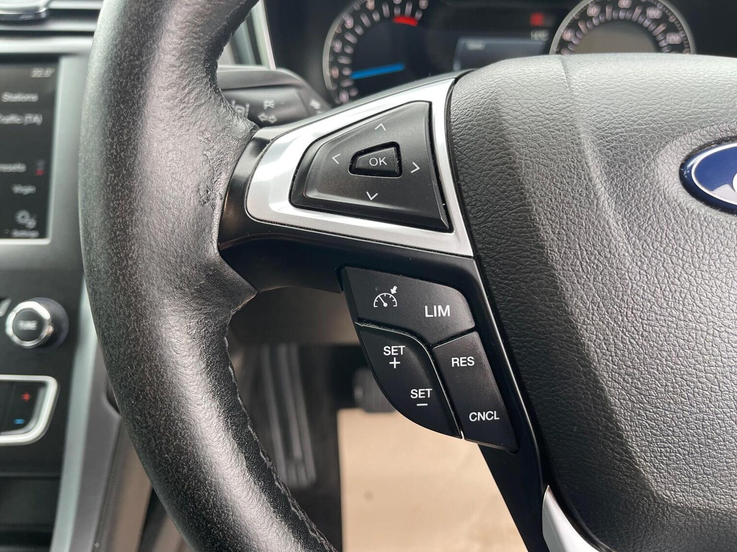 Used Ford Mondeo 2017 for sale - 76712996: Photo 21