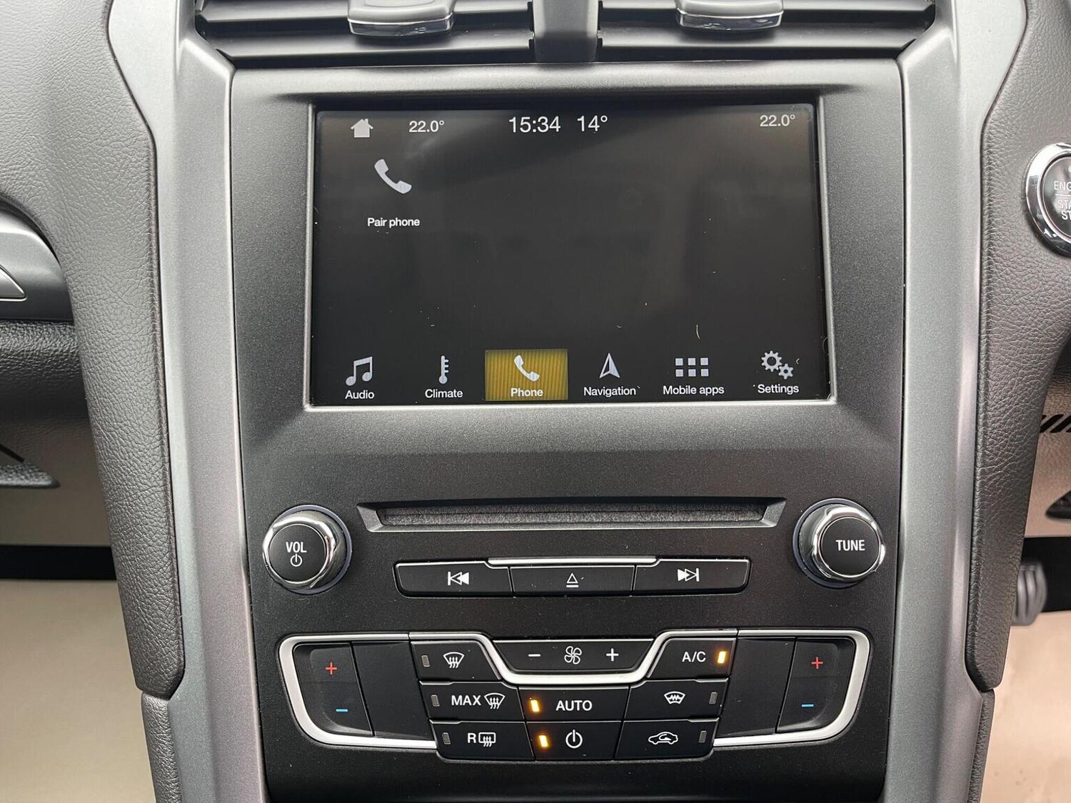 Used Ford Mondeo 2017 for sale - 76712996: Photo 32