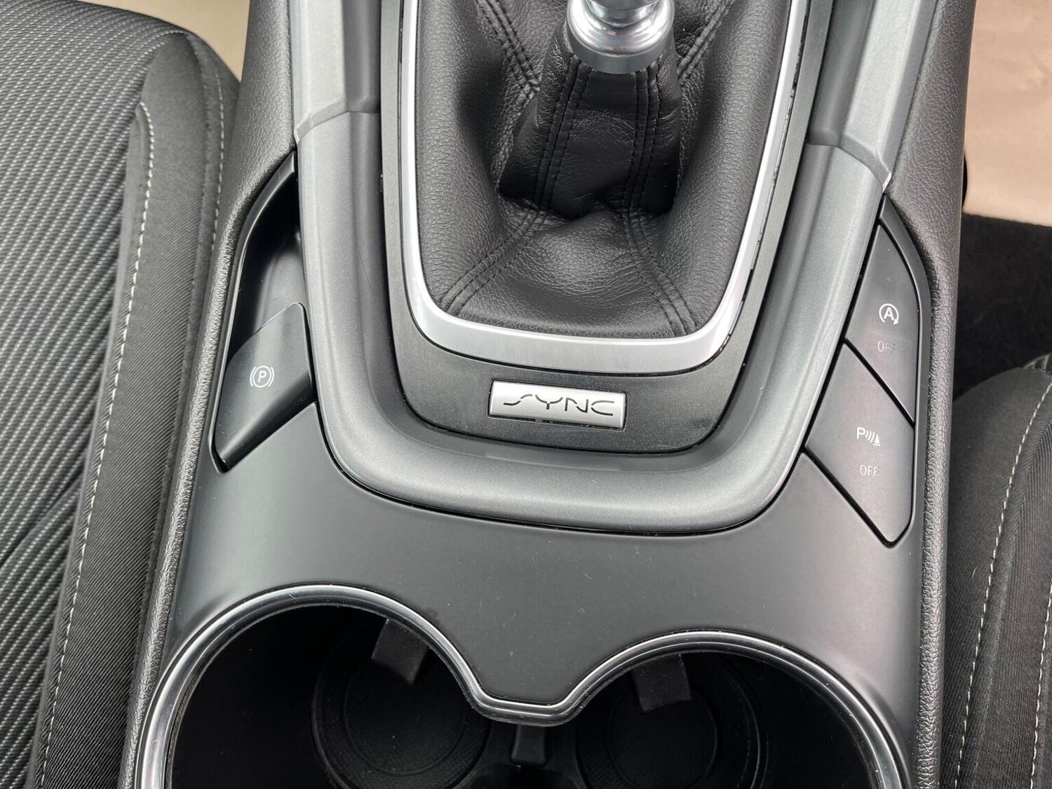 Used Ford Mondeo 2017 for sale - 76712996: Photo 37