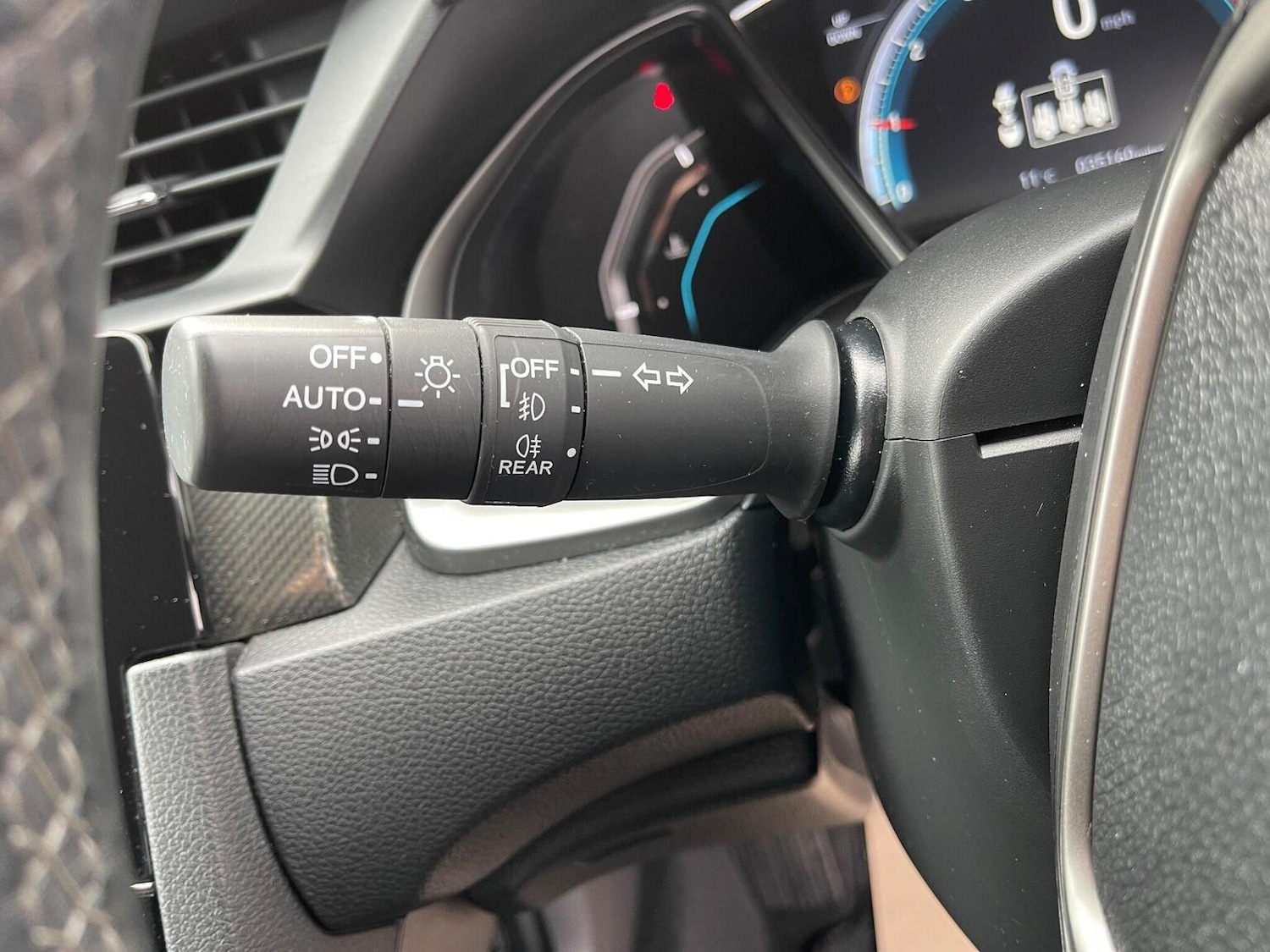 Used Honda Civic 2019 for sale - 77735719: Photo 23