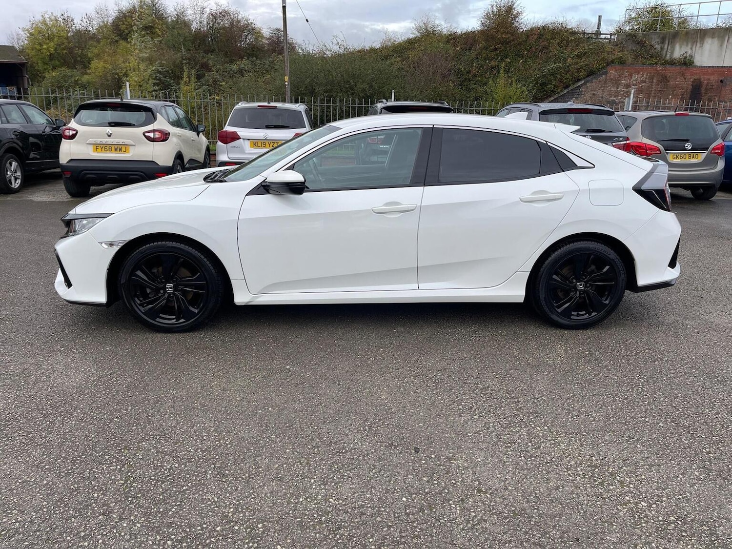 Used Honda Civic 2019 for sale - 77735719: Photo 5