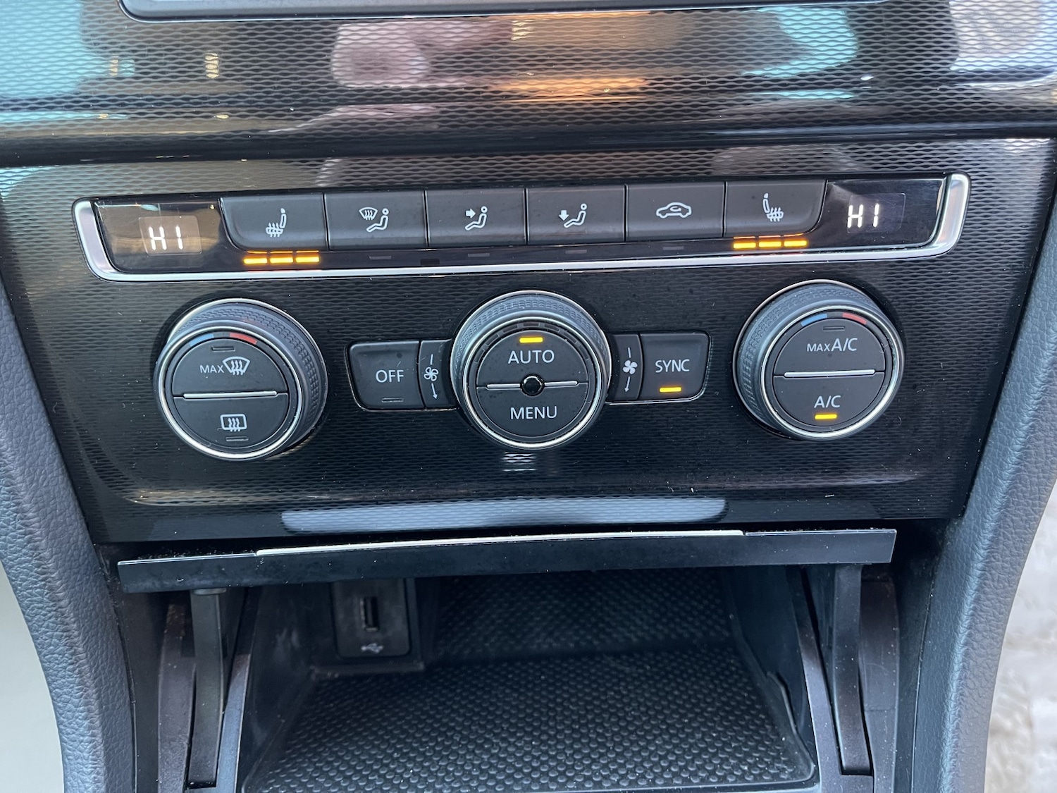 Used Volkswagen Golf 2016 for sale - 77213483: Photo 43