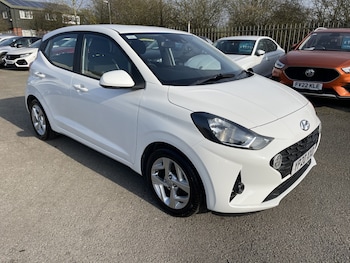 Used Hyundai i10 2020 for sale - 77953932: Photo