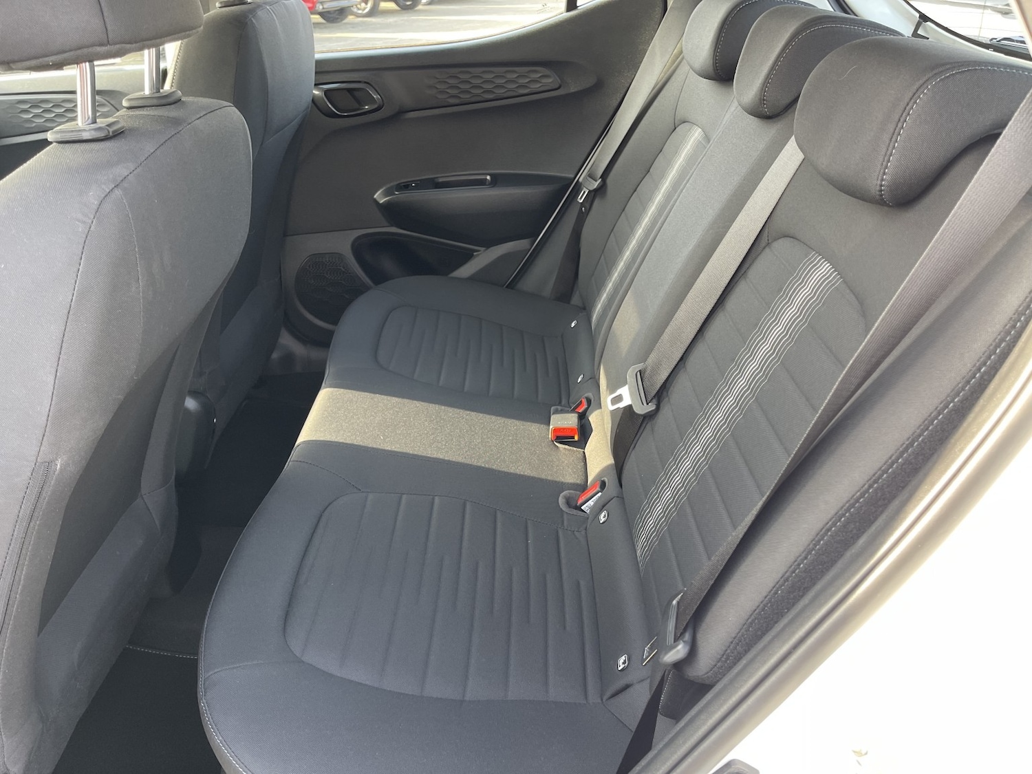 Used Hyundai i10 2020 for sale - 77953932: Photo 30