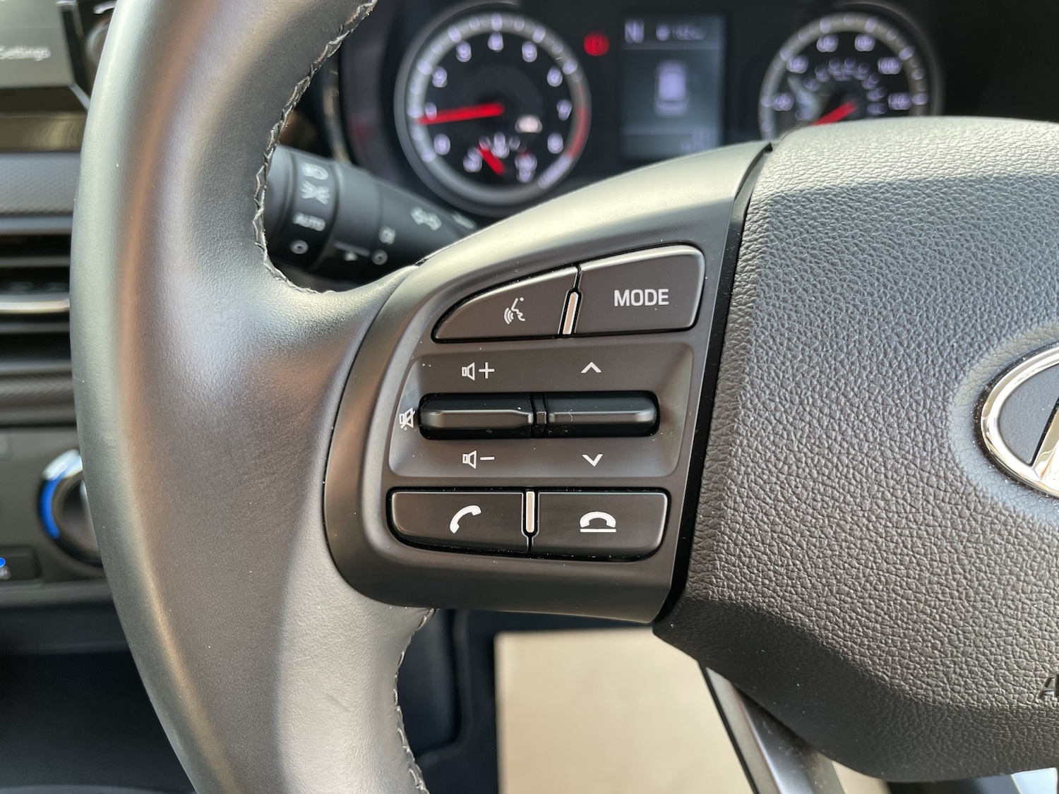 Used Hyundai i10 2020 for sale - 77953932: Photo 33