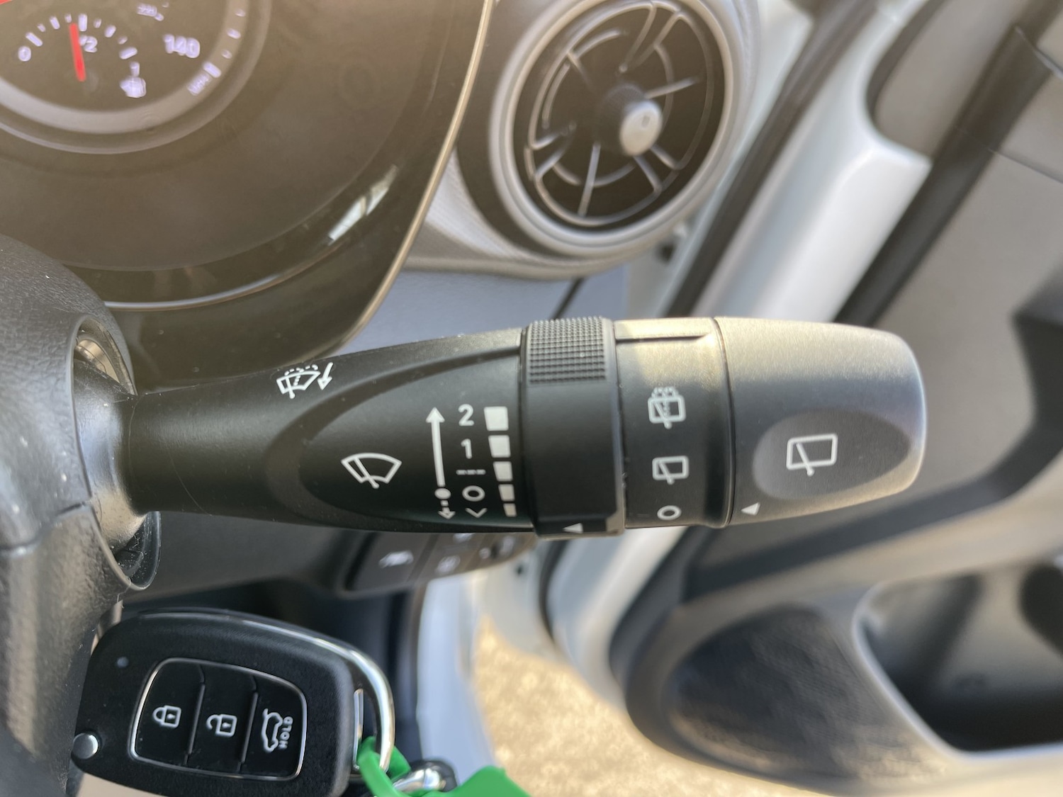 Used Hyundai i10 2020 for sale - 77953932: Photo 36