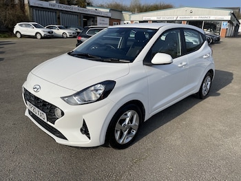 Used Hyundai i10 2020 for sale - 77953932: Photo