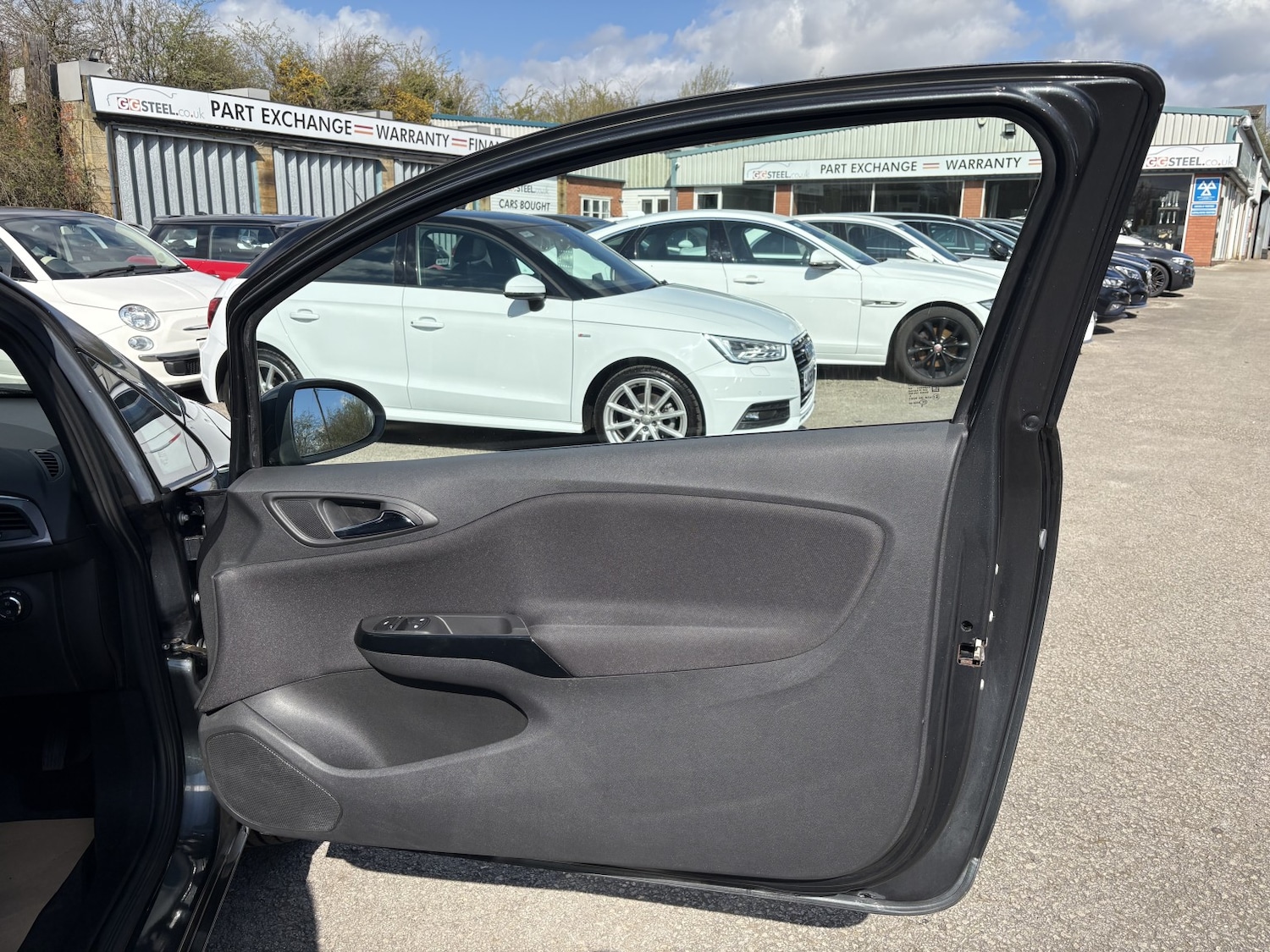 Used Vauxhall Corsa 2017 for sale - 78112078: Photo 11