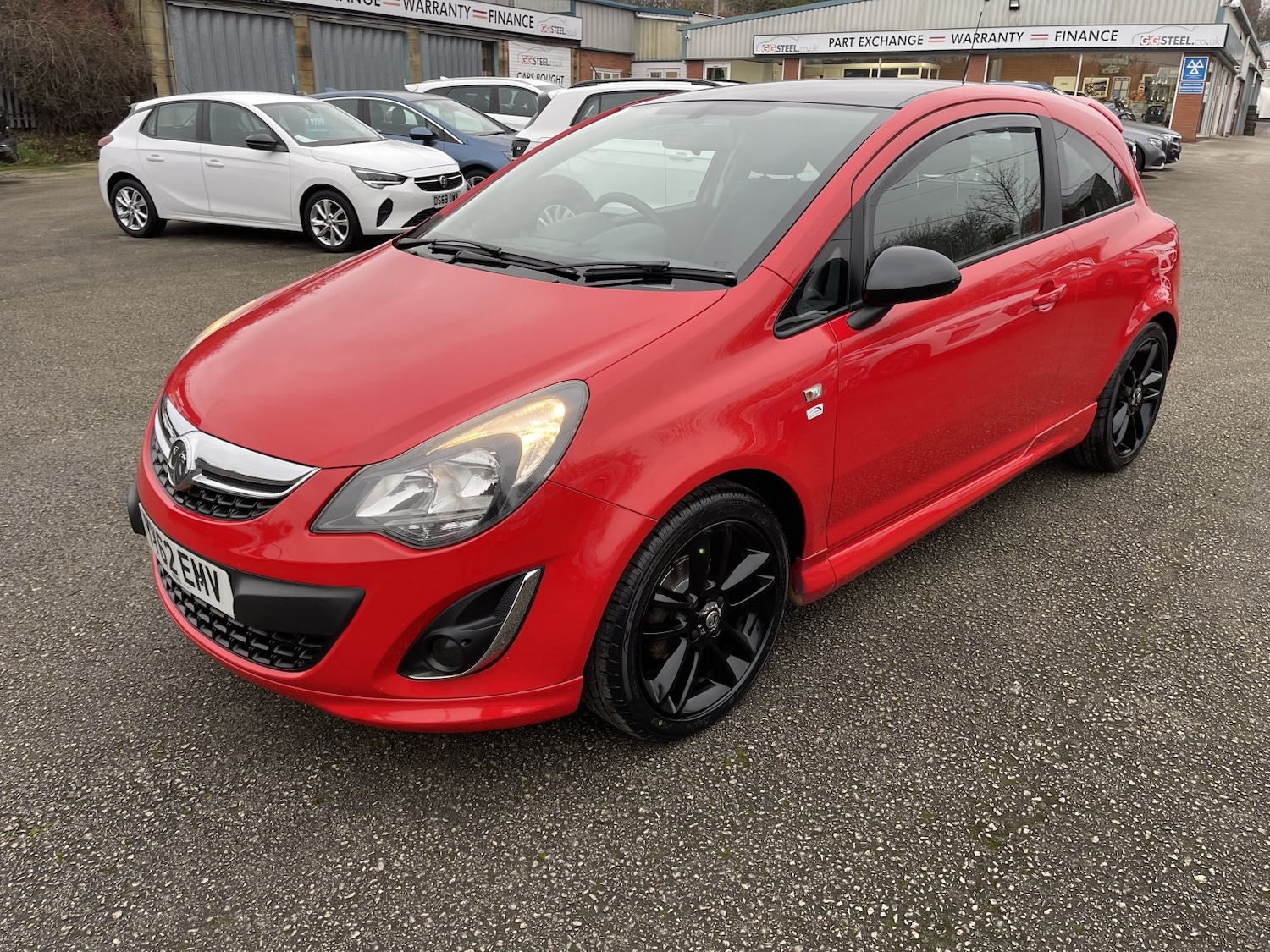 Used Vauxhall Corsa 2012 for sale - 77038954: Photo 2
