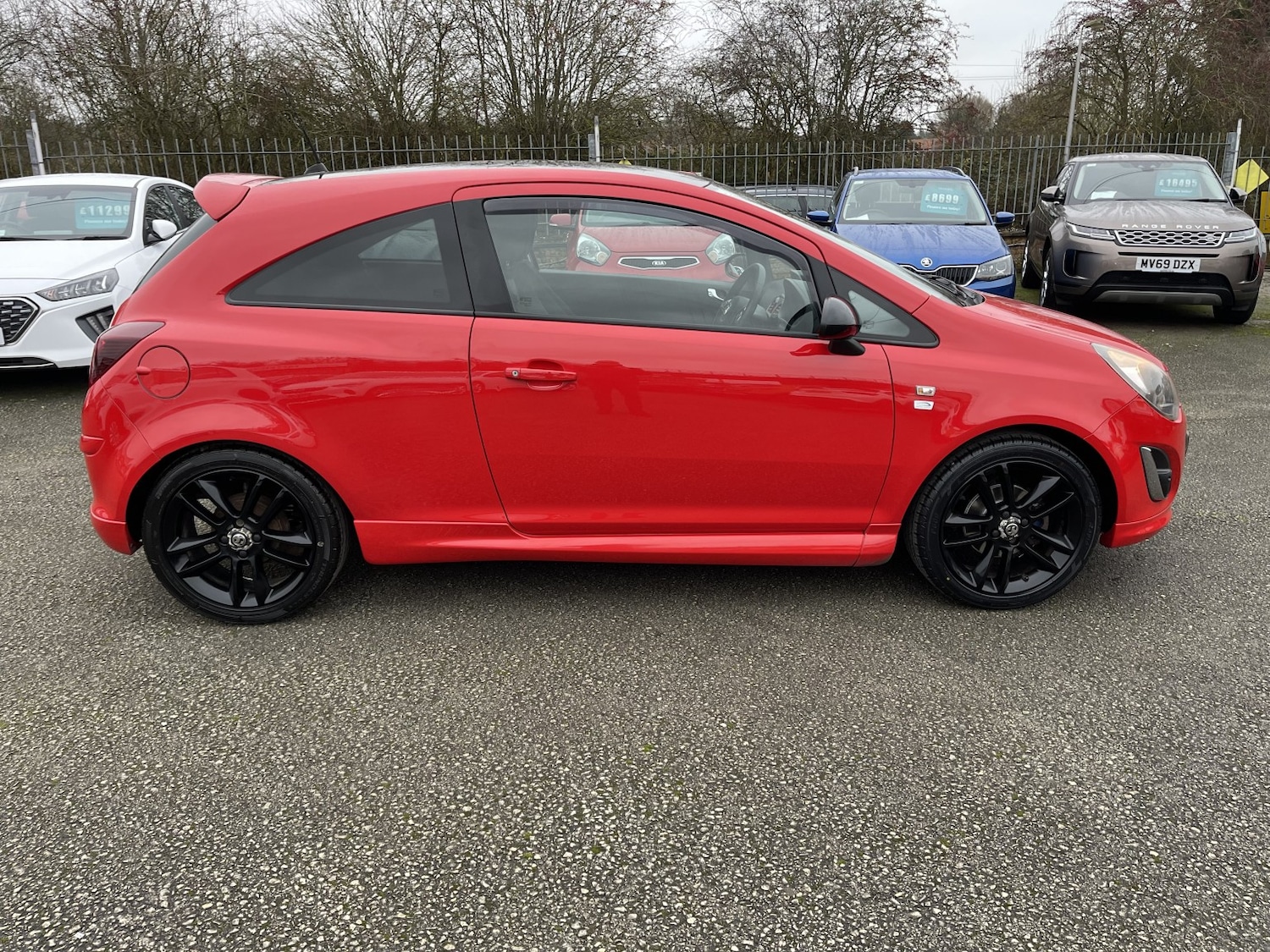 Used Vauxhall Corsa 2012 for sale - 77038954: Photo 3