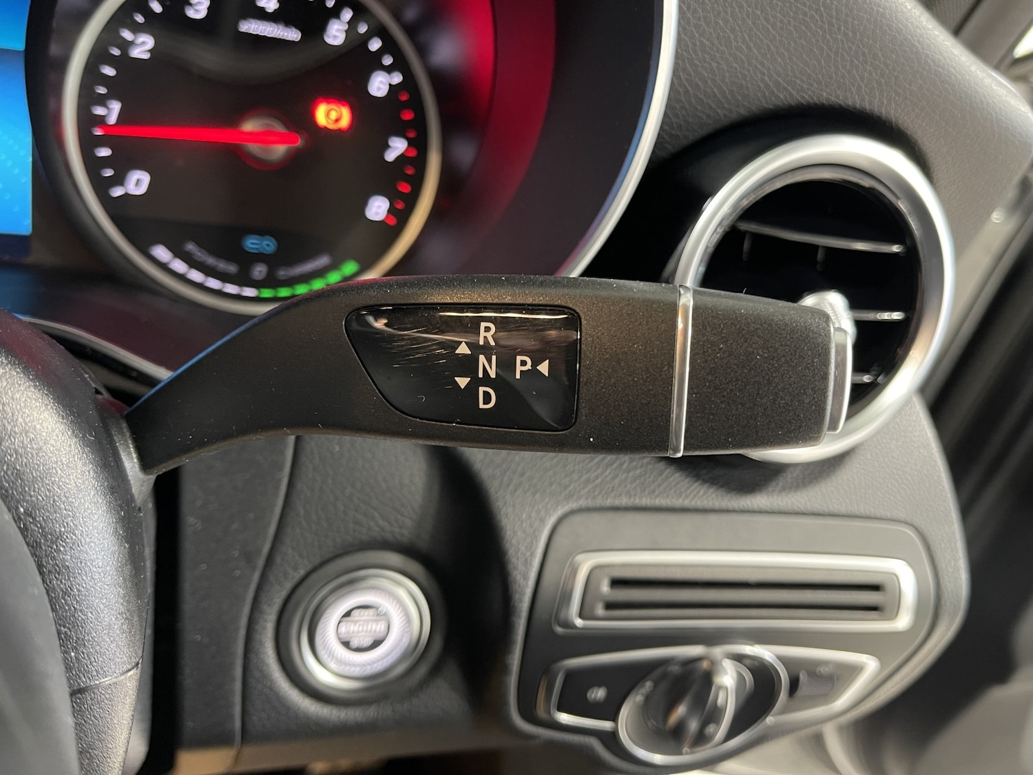 Used Mercedes-Benz C Class 2019 for sale - 77535906: Photo 33