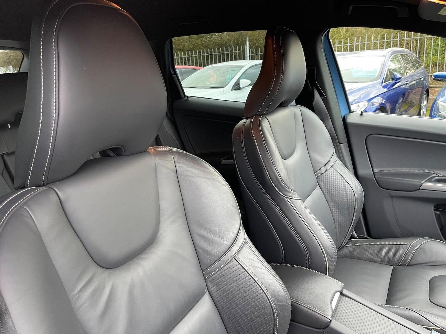 Used Volvo XC60 2017 for sale - 76712471: Photo 14